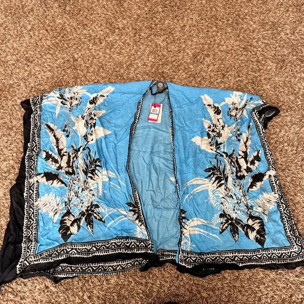 Vince Camuto Blue Kimono
